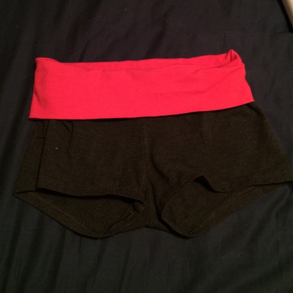 Aerie yoga shorts