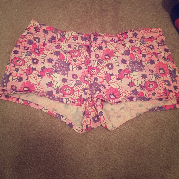 Flower print Aero Shorts. Denim