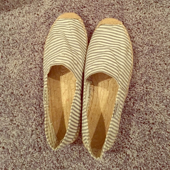 Saludos beach flats