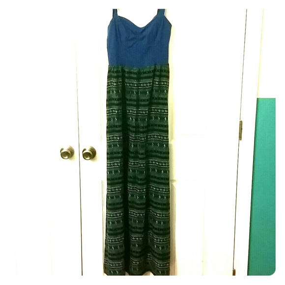 Maxi dress - Picture 1 of 3