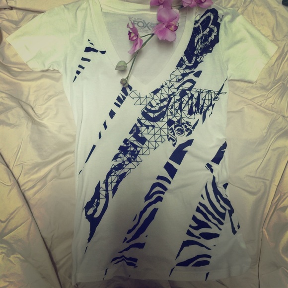 Fox white V neck