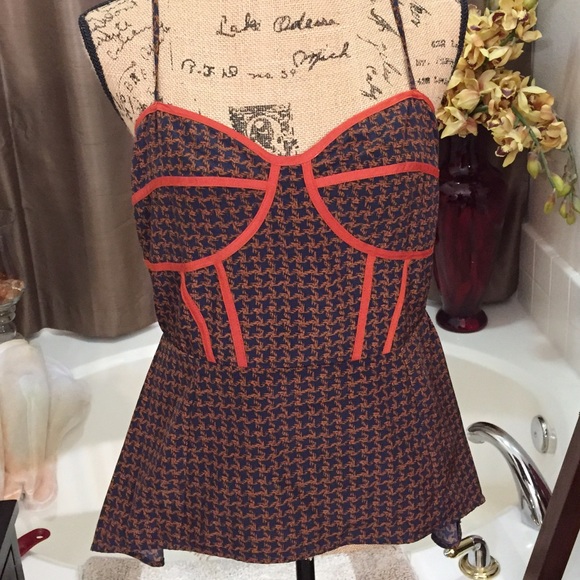 Bar III Tops - Bar III navy Rust peplum bottom Blouse