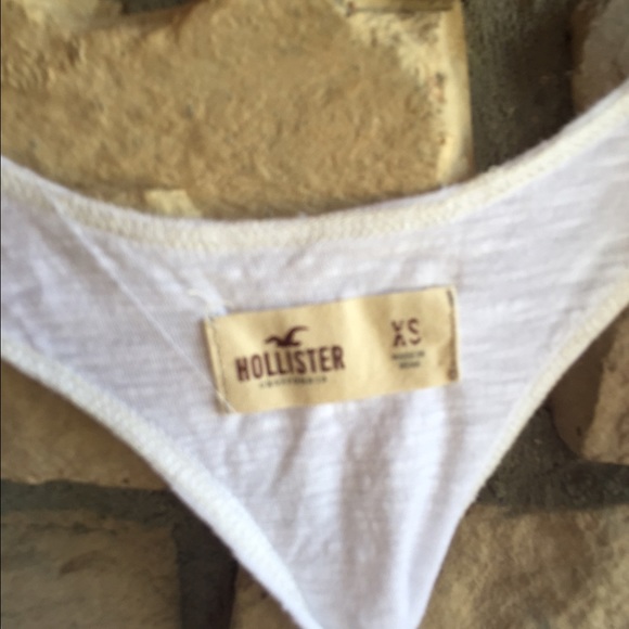 Hollister Twist Lace Tank - Picture 2 of 3