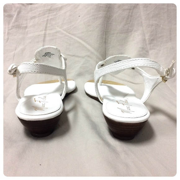 ❌BUNDLED❌ 🆕 MARC FISHER sandals - Picture 3 of 4