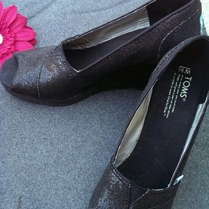 Black Toms