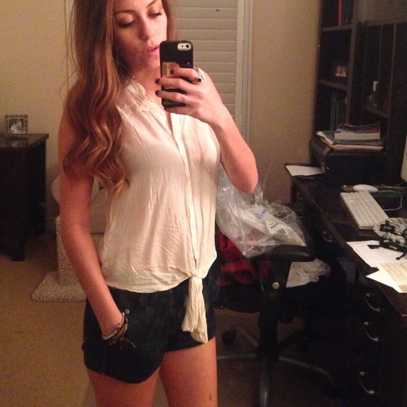 Flowy Tan Tank