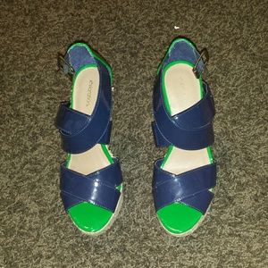 Xhilaration navy blue wedges