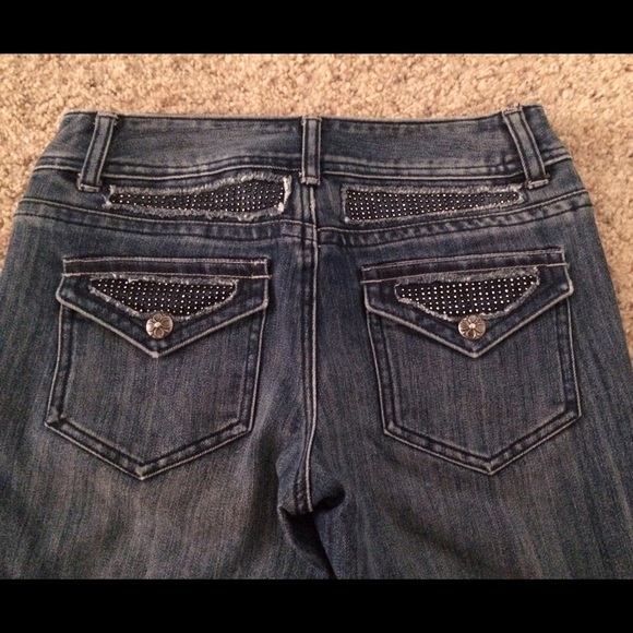 INC DENIM SHORT BOOT LEG JEANS