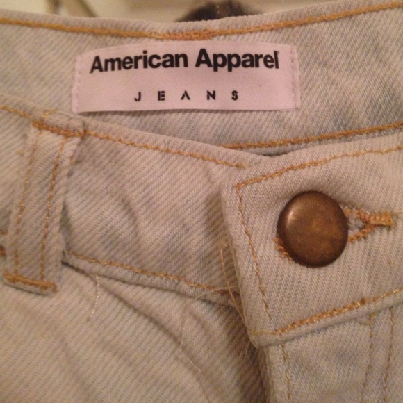 Highwaisted shorts - Picture 2 of 3