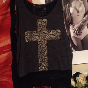 cross skull tank