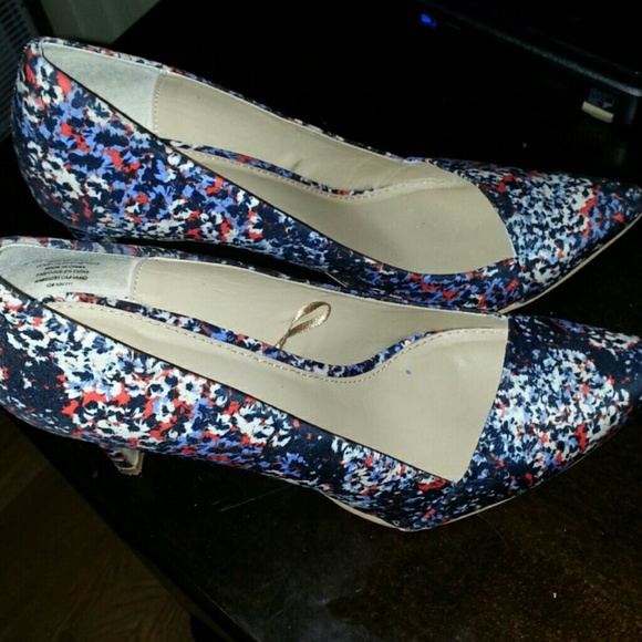 Shoes - Picture 3 of 3