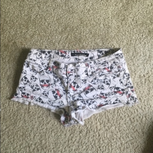 Skull Shorts