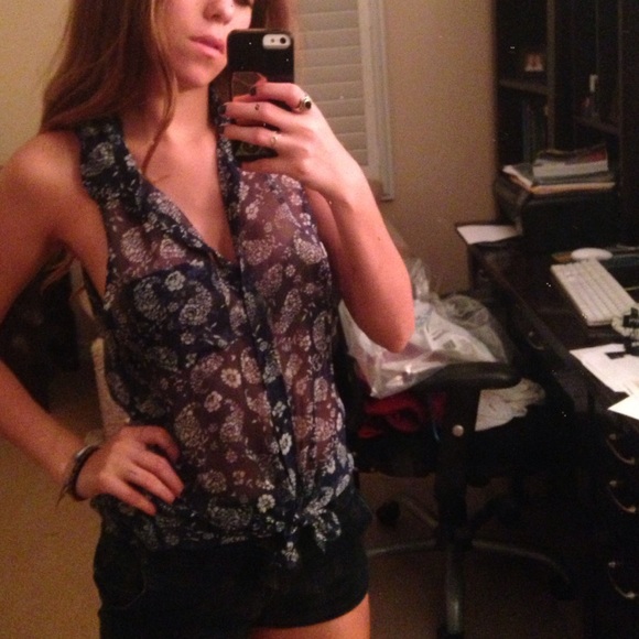 Abercrombie & Fitch Tank