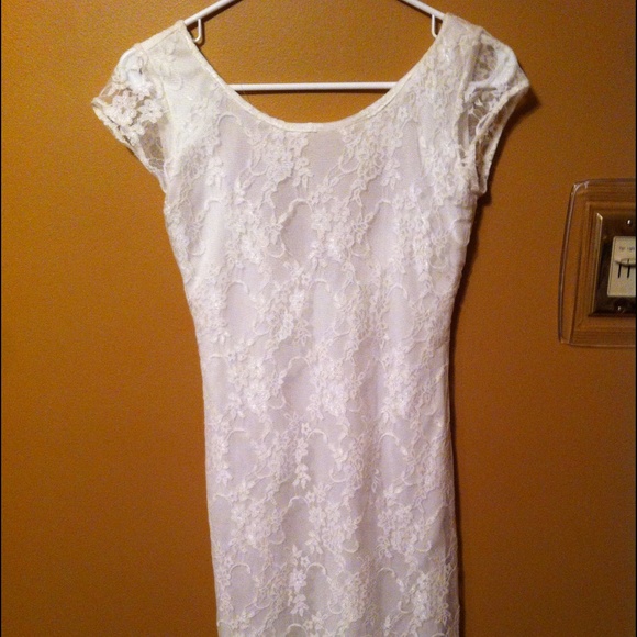 Lace white dress
