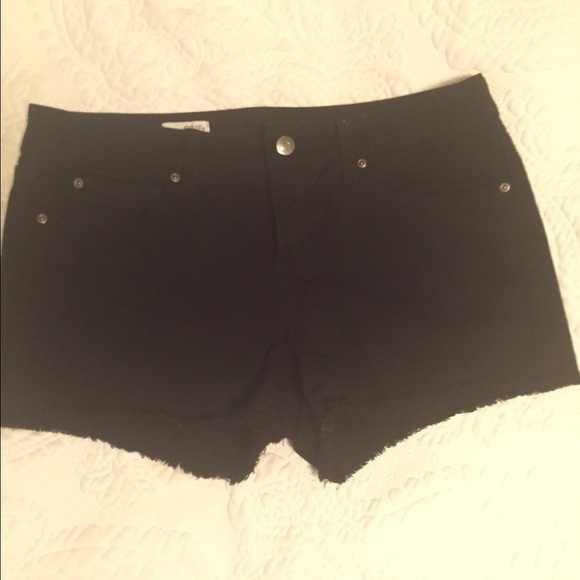 Black denim high waisted cut offs - Picture 1 of 3