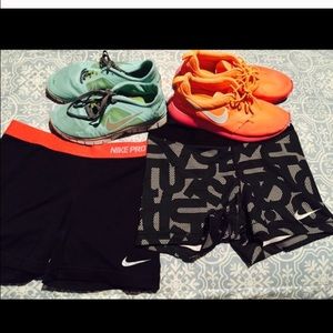 Nike pro bundle