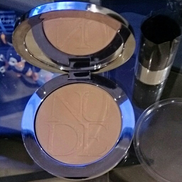 DIOR DIORSKIN Nude Tan Nude Glow Sunpowder