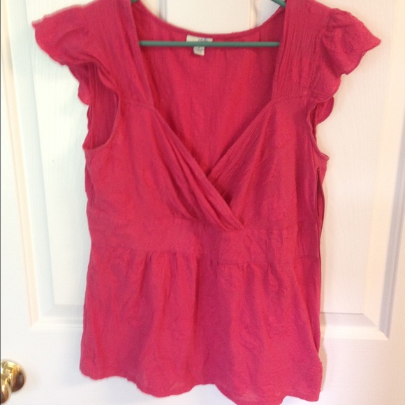 Gorgeous and flattering rare Anthro top!