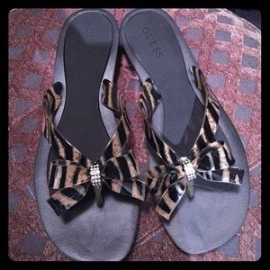 GUESS Bow Animal Print Sandals