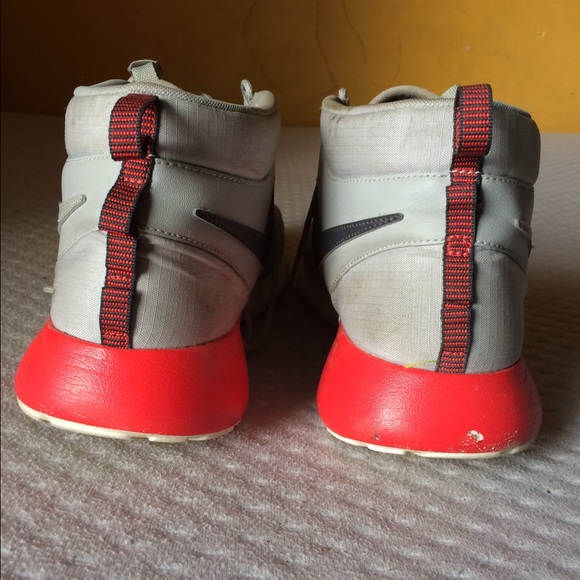 **sold** - Picture 3 of 4