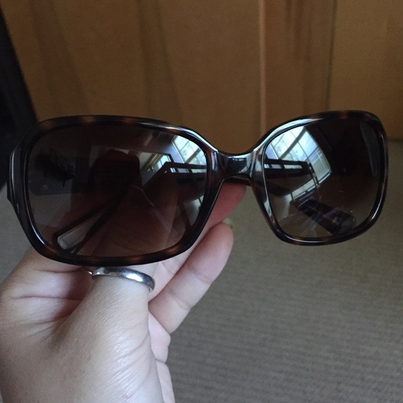 coach dark tortoise sunglasses