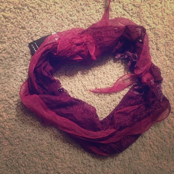 Red/Pink Scarf Brand New