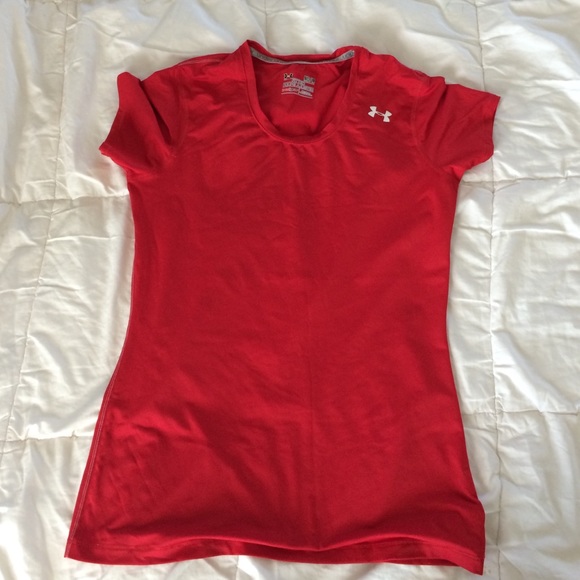 Under Armour crew neck, size Medium