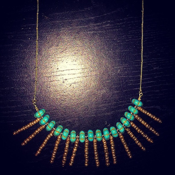 Handmade turquoise necklace!