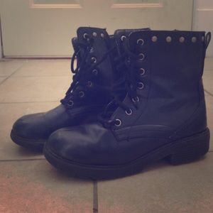 My fav boots out of my combat boot collection