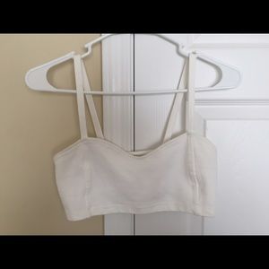 Brandy Melville Chiyo top