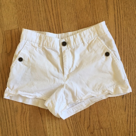 H&M White Short. Size 2