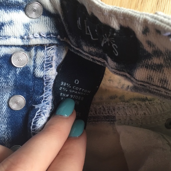 SOLD - Picture 4 of 4