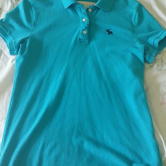 Women's Abercrombie & Fitch t shirt