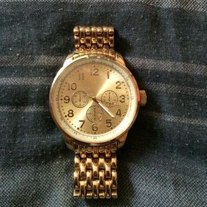Gold Watch ⌚️
