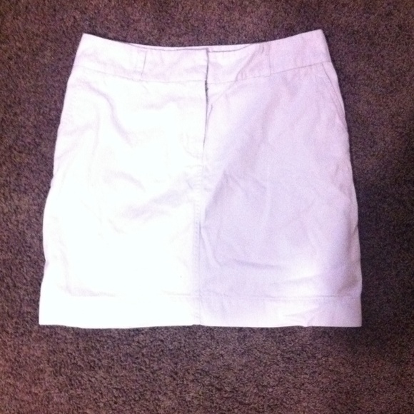 Vineyard vines skirt