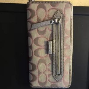 Coach wallet