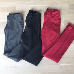 3 stretch jeggings! Brick red. Black. Deep grey.