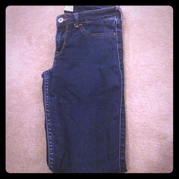 Hollister Skinny Jeans ! - Picture 1 of 5