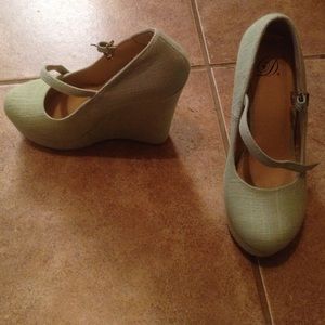 Mint wedges