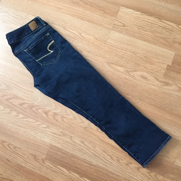 American Eagle Jean Capris
