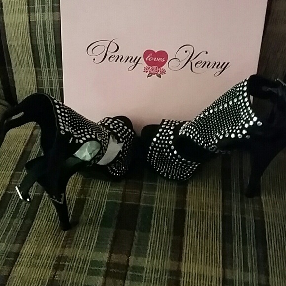Black heels