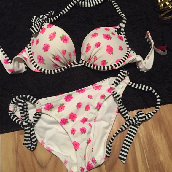 PINK Victoria's Secret Other - victorias secret push up bikini