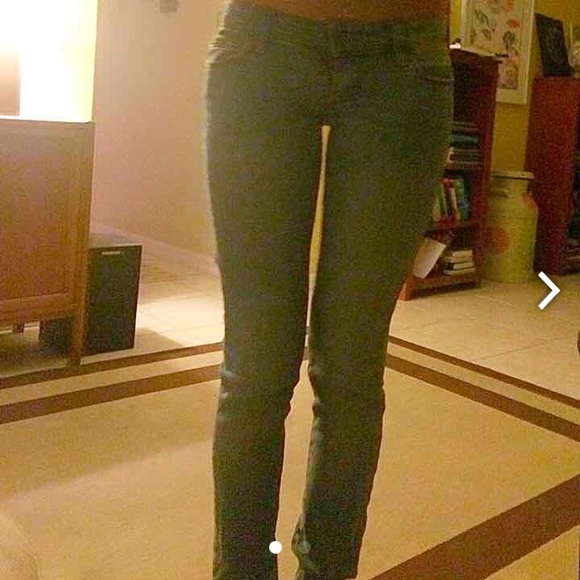 Bullhead skinny jeans