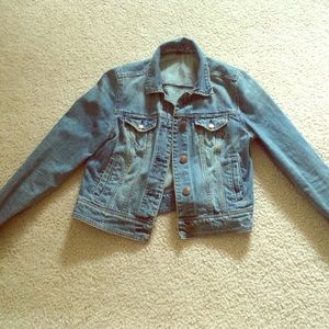 American eagle jean jacket, medium wash