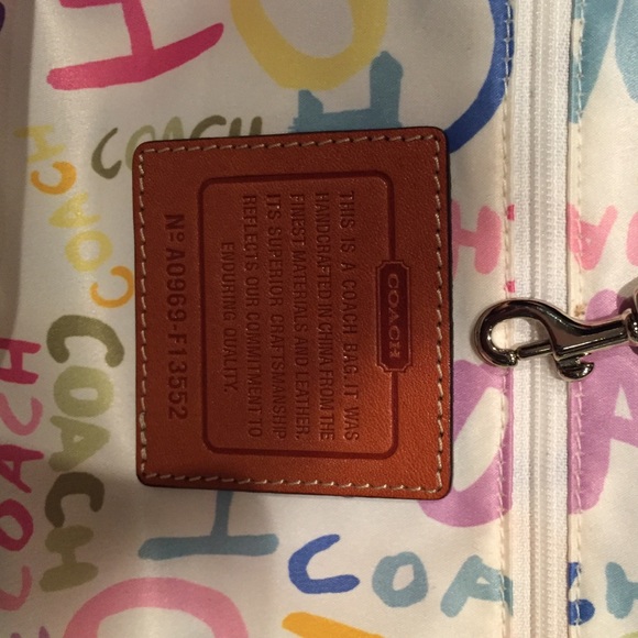 REVERSIBLE Colorful Coach Handbag - Picture 3 of 4