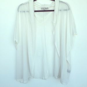 White bat wing open short sleeve sweater with hood