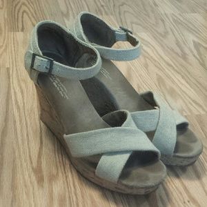 Toms Strappy Desert Wedge