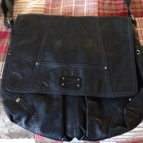 Ugg cross body