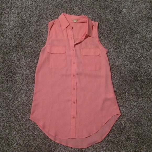 Womens Coral Collared dressy button up