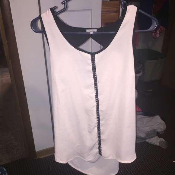 Charlotte Russe Tops - Light pink top